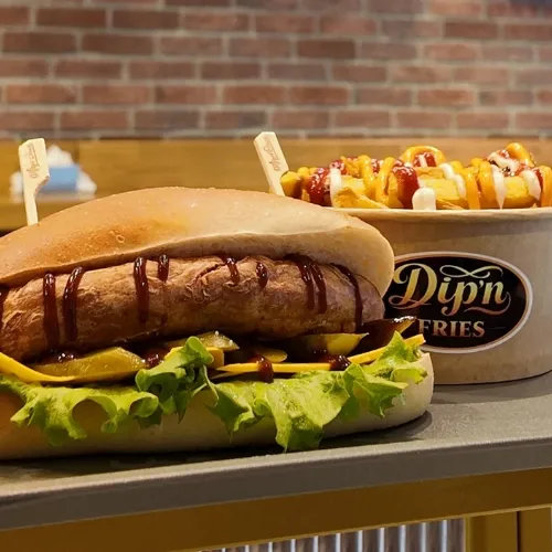 DANA FRANKFURTHER SANDWICH